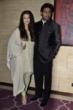 Aishwarya Bachchan, Abhishek Bachchan at Asin